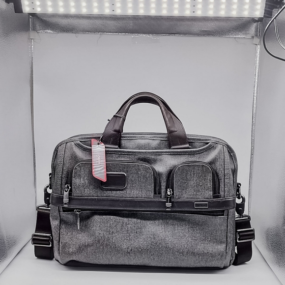 NWT TUMI RFID Anti-Theft Expandable Alpha 3 Anthracite Laptop Bag & Briefcase - Picture 9 of 9